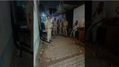 Photo of झगड़े के मामले में जमानत पर आए युवक के चाचा की ईंट बरसाकर हत्या