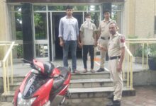Photo of विजय विहार थाना पुलिस की टीम ने दो लुटेरे रगे हाथ किए किए गिरफ्तार