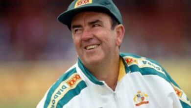 Photo of ऑस्ट्रेलिया के दिग्गज खिलाड़ी का निधन, खेली थी 13 घंटे की मैराथन पारी