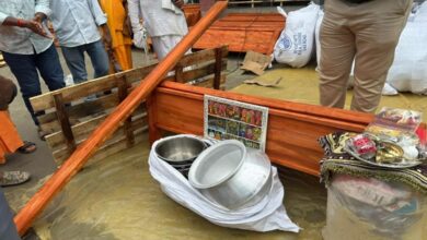 Photo of बांग्लादेश में हमलों से प्रभावित हिंदू परिवारों के लिए आगे आया इस्कॉन