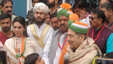 Photo of कश्मीर घाटी में गूंजा भारत माता की जय, पहलगाम में निकली तिरंगा यात्रा