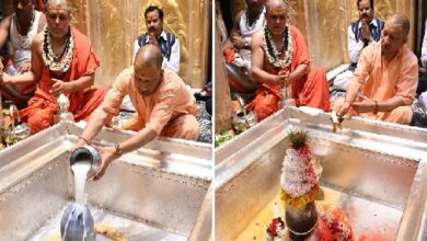 Photo of वाराणसी दौरे पर सीएम योगी, काशी विश्वनाथ के किए दर्शन, आज पीएम मोदी के कार्यक्रम में लेंगे भाग