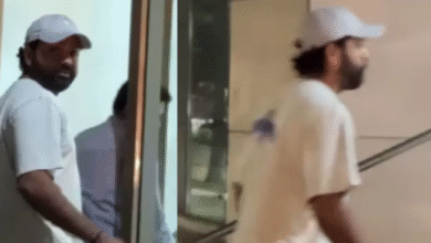 Photo of रोहित शर्मा की तबीयत नहीं सही? देर रात अस्पताल में नजर आए