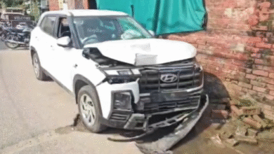 Photo of बाइक पर आए बदमाशों ने कार सवारों पर दागीं गोलियां, युवक की मौत
