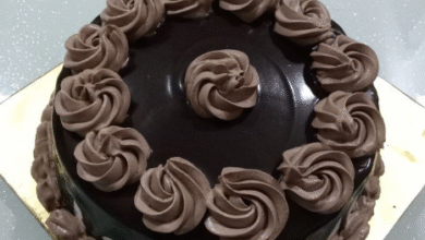 Photo of अंतर्राष्ट्रीय चॉकलेट दिवस पर इस आसान रेसिपी से बनाएं एगलेस ट्रफल केक