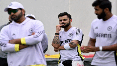 Photo of रोहित शर्मा और विराट कोहली के कारण स्‍टेडियम हैं खाली