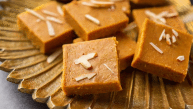 Photo of इस धनतेरस घर पर बनाएं मुंह में घुल जाने वाली बेसन की बर्फी