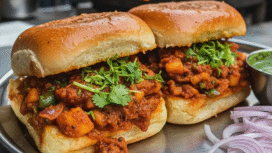 Photo of इस आसान रेसिपी से घर पर बनाएं मुंबई का फेमस ‘मसाला पाव