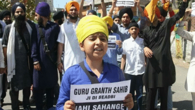 Photo of जम्मू कश्मीर: गुरुद्वारा साहिब में बेअदबी पर बवाल