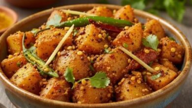 Photo of सब्जी तो रोज खाते हैं, एक बार चखिए आलू का चटपटा अचार