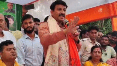 Photo of बक्सर: मनोज तिवारी के काफिले पर हमले करने वालों के खिलाफ एक्शन